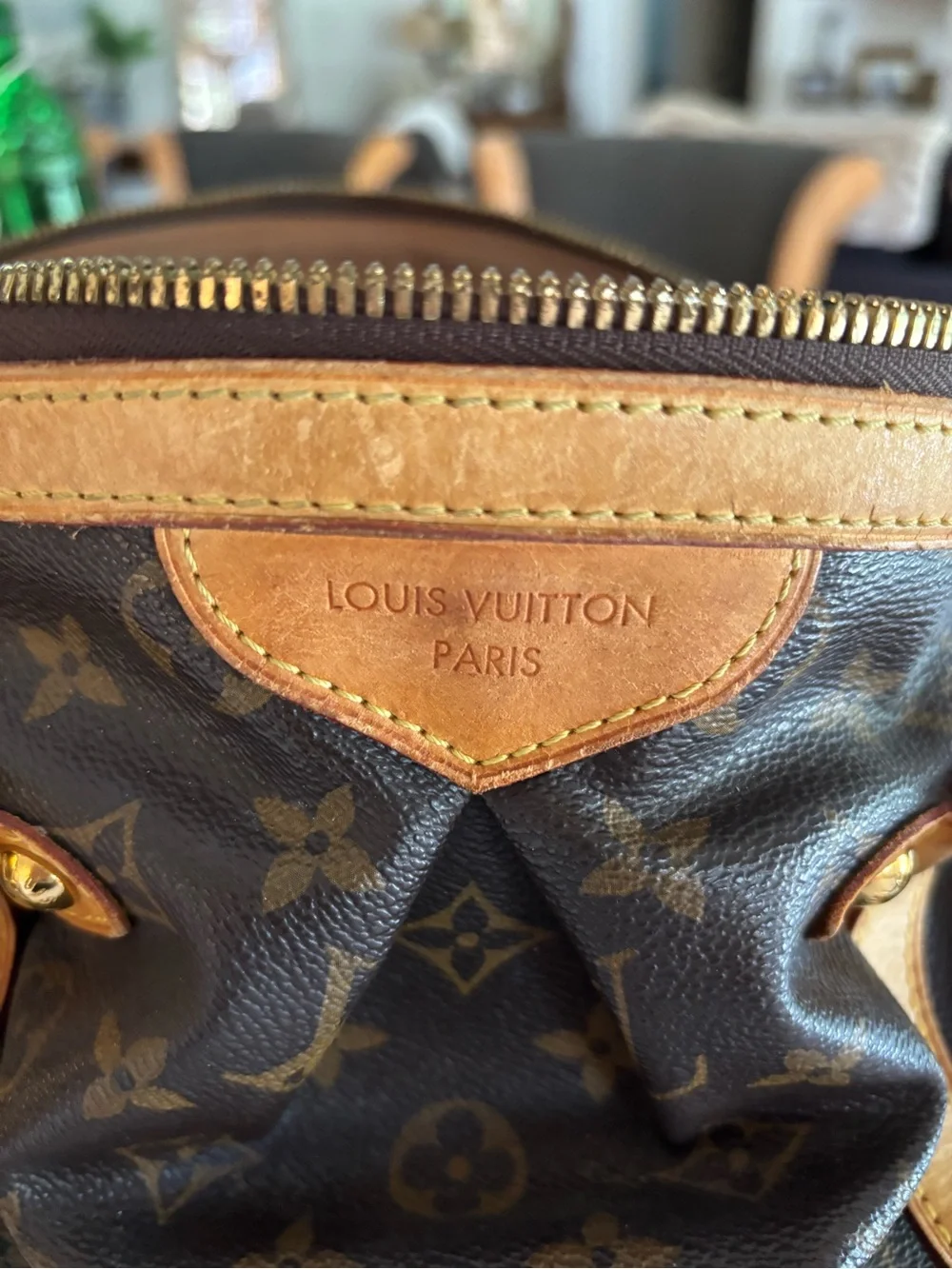 Louis Vuitton Monogram Tivoli GM LargeCanvas Satchel with Vachetta Trim